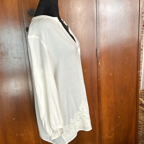 Banana Republic Embroidered Tunic Top - Picture 7 of 7